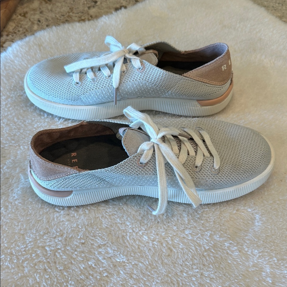 Reef sneakers